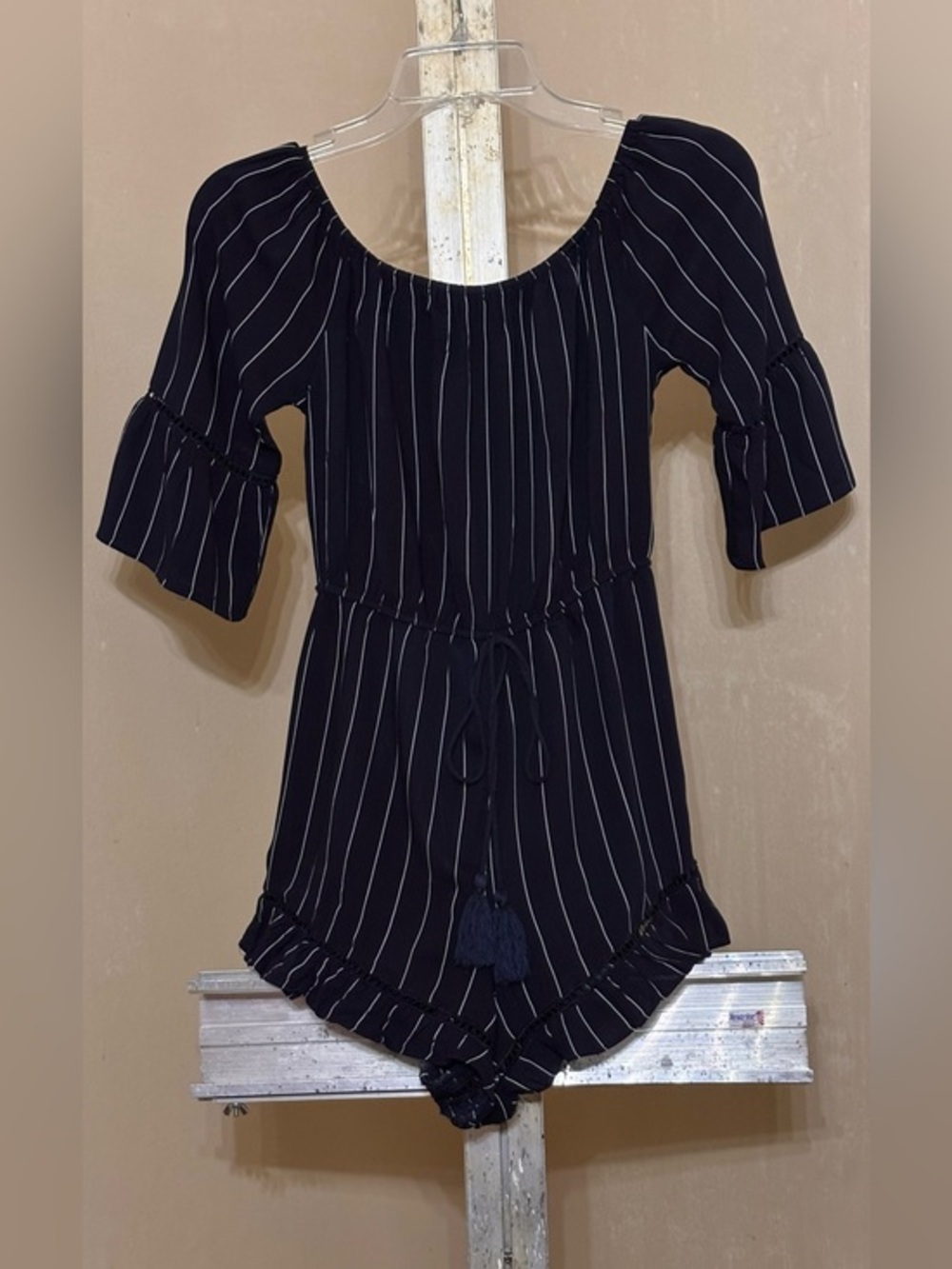 Mustard Seed Navy Striped Tassel Tie Romper Sz Small